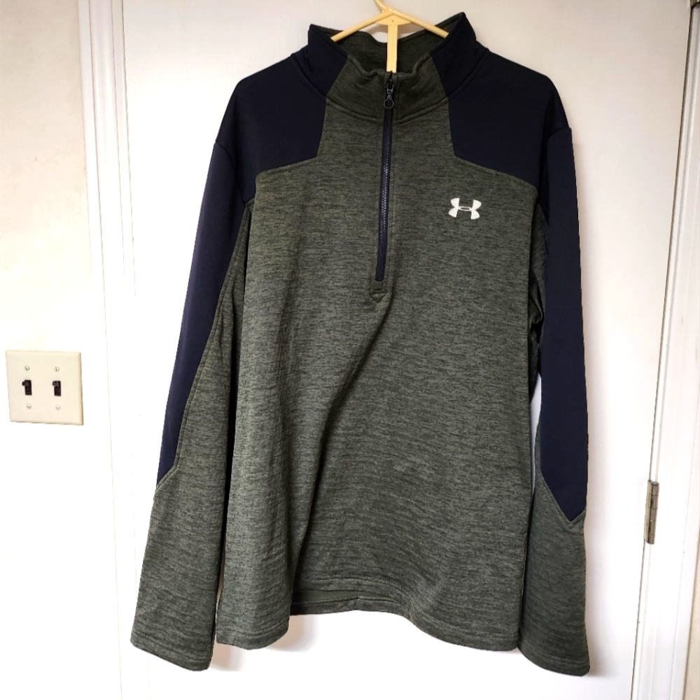 Under Armour quarter zip long-sleeved shirt . XXL.